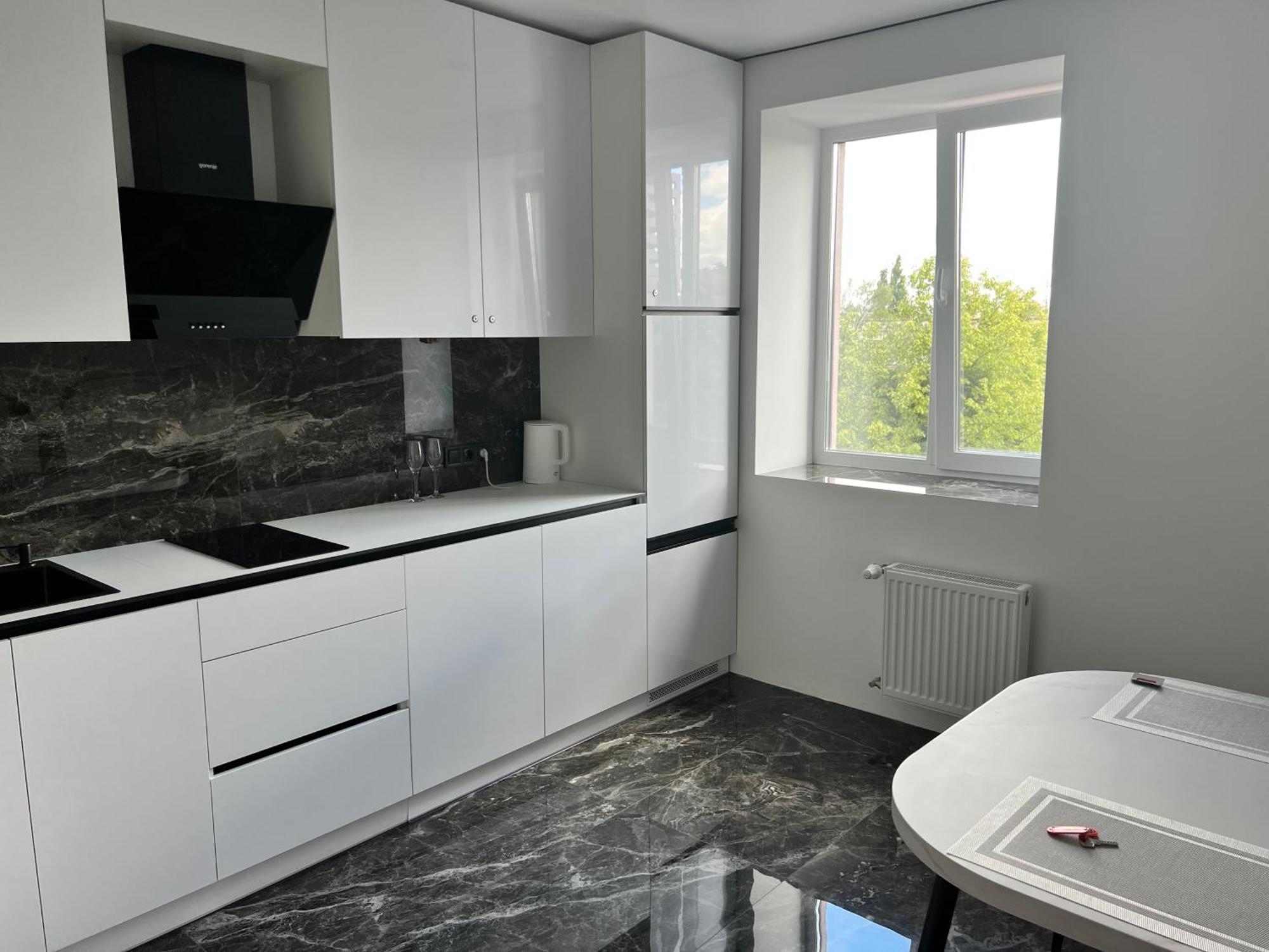 Люкс Апартаменти В Жкарена Та Жк Great House Rivne Buitenkant foto